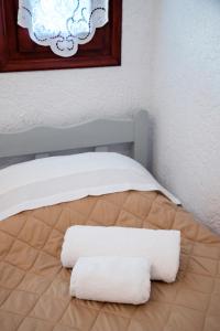 New Aurora Apts Studios