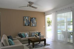 Villa Deluxe Costambar