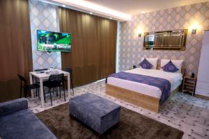 Deluxe Double Room with Balcony and Sea View room in ROYAL TAKSIM SUITES