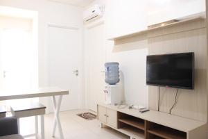 Scenic 2BR Apartment at Parahyangan Residence near UNPAR By Travelio