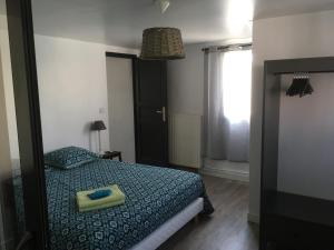 Gîte avec jacuzzi privatif à proximité de locéan