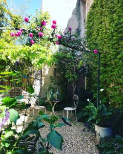 B&B / Chambres d'hotes Le logis blanc bed&breakfast : photos des chambres