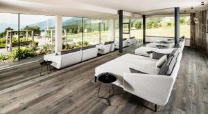 SONNENBERG Panorama Dolomites Wellbeing