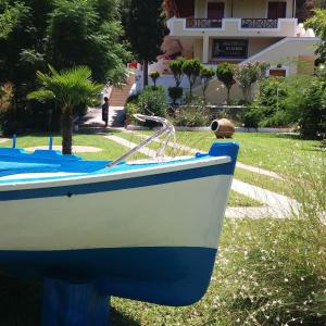 Athina Studio Apartments Samos Greece