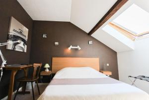 Hotels Hotel Restaurant De La Poste Mulhouse Ottmarsheim : photos des chambres