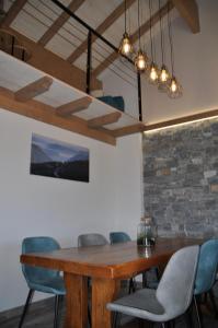 Chalets le bleu du lac Sauna et Spa : photos des chambres