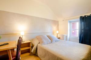 Hotels Hotel Le Foch : photos des chambres