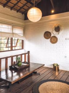 Villa Art Hill By The Villas 100