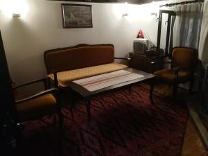 Горска къща в Елена Петроф хоф