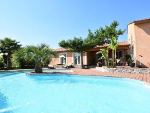 Villas Lush Villa in Pierrerue with Private Pool Centre Nearby : photos des chambres