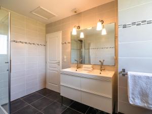Villas Luxurious villa in Oupia with private pool : photos des chambres