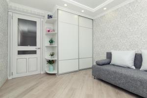 Luxury apart-hotel on Kondrateva street