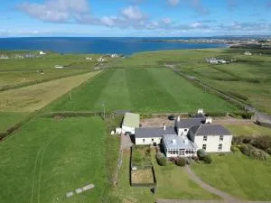 Berry Lodge Country House - Spanish Point