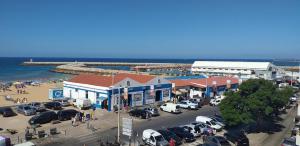 T2 Gaveto- Frente Mar, Wifi, Aconchegante & Familiar