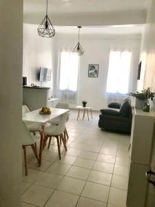 Appartements Jolie T2 la ciotat : photos des chambres