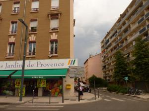 Appartements Charmant 3 pieces 10 min de Lyon : photos des chambres