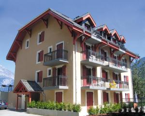 Lagrange Vacances Les Arolles photo 6