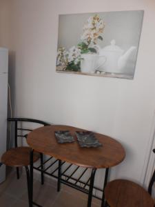 Milkas old Corfu town apartment