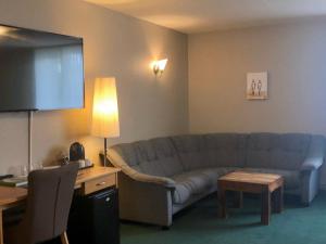 Family Room (2 Adults + 2 Children) room in Hotel Hvolsvollur