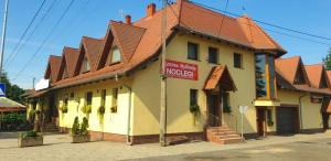 Hotel KARCZMA MYŚLIWSKA Szumirad Polonia