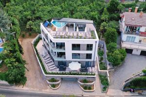 Apartments in Villa Ziza, rooftop swimming pool 