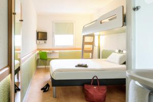 Hotels ibis budget Besancon Centre Gare : photos des chambres