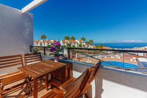Apartment with ocean view in Costa Adeje