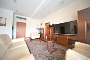 Amazing location next to the beach jomas str