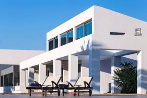 Le Blanc, Luxurious Beachfront Villa Argolida Greece