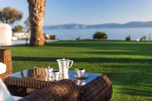 Le Blanc, Luxurious Beachfront Villa Argolida Greece