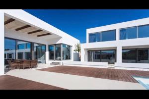 LeBlanc Luxurious Beachfront Villa by Goutos Luxury Living