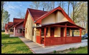 萨尔卡尼康体及Spa公寓 - Máriapócs