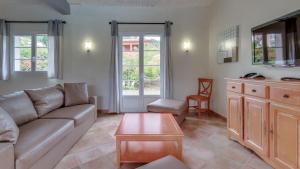 Complexes hoteliers Vacanceole – Le Domaine de Camiole : photos des chambres