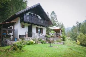 NATURALINA HOLIDAY HOUSE - Šebrelje