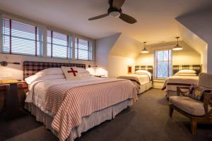 Family Suite room in Hotel Broad Ripple