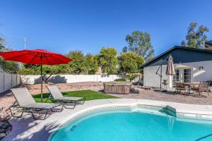 Bell Villa - Resort Living - Pool - Location - Events