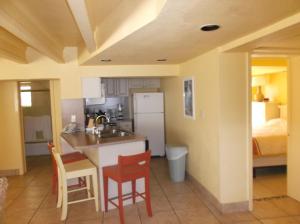 One-Bedroom Apartment room in Hollywood Sands Resort, a VRI resort