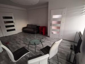 Apartament wygodny S4 - 3hvězdičkové hotely ve městě Kališ