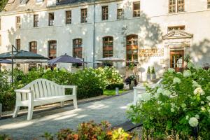 Hotels Hotel De Bourbon Grand Hotel Mercure Bourges : photos des chambres