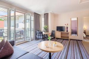 Ferienappartement und Economyzimmer Residenz Waldkrone