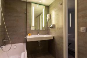 Hotels Hotel 15 Montparnasse : photos des chambres