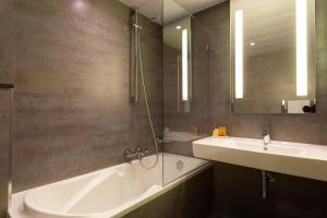 Hotels Hotel 15 Montparnasse : photos des chambres