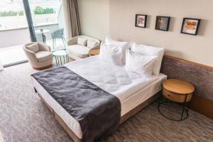 Deluxe Double or Twin Room with Sea View room in MEG HOTEL