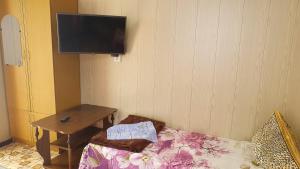 Economy Quadruple Room room in Guest House on Peschanaya 23