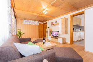 One-Bedroom Apartment with Balcony room in Rainberghof