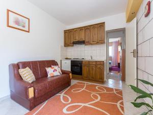 Romantic apartments Marko for 2 with pool and grill