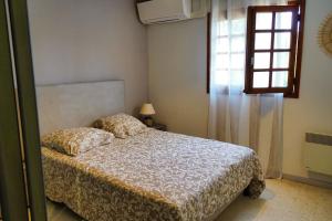 Mas Provençal climatisé à 10min à pied de la plage