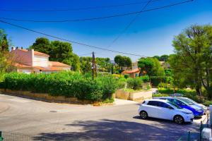 Mas Provençal climatisé à 10min à pied de la plage