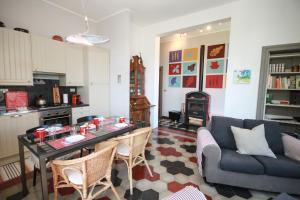 Casa Giorgio - Acquaseria, San Siro by LoveComo