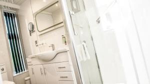Spacious Double room in Eildon Guest House